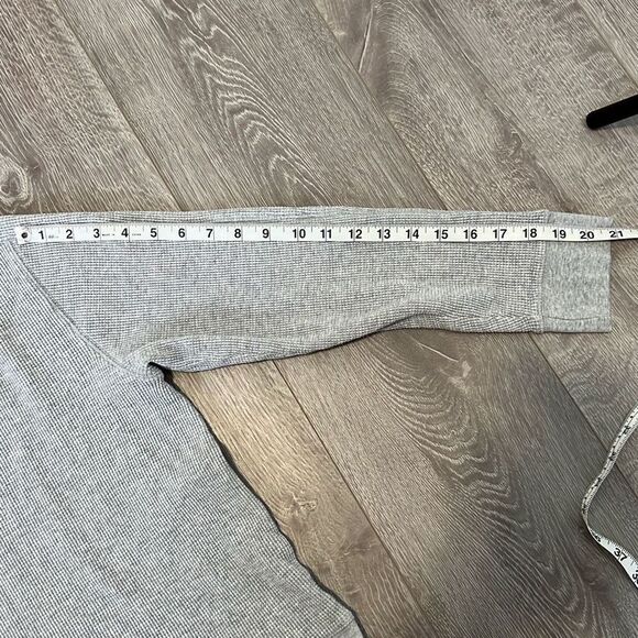 EVERLANE Organic Cotton Men’s Long Sleeve Waffle Knit Crewneck Medium Grey - Picture 12 of 12